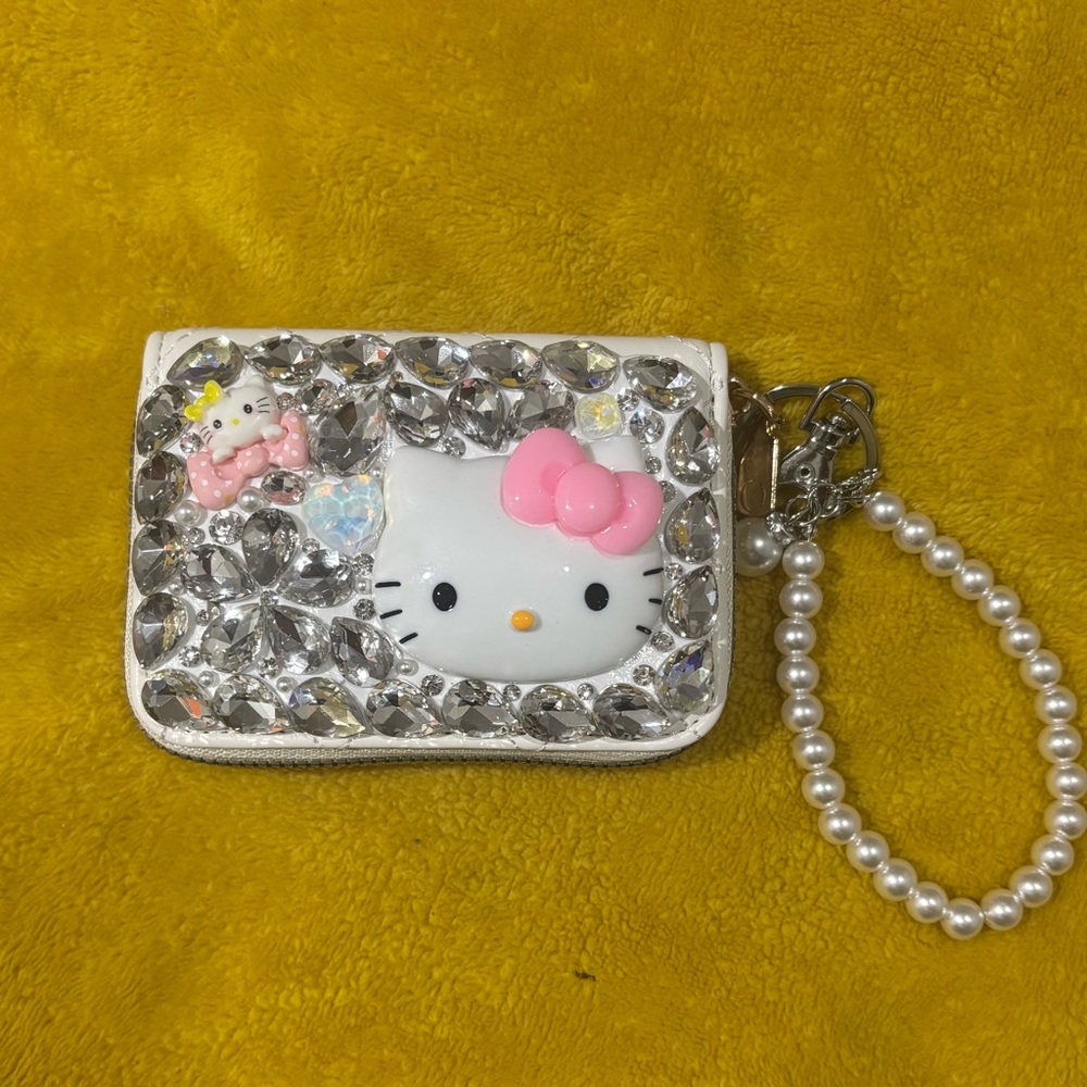 Hello Kitty Sparkling Gem Bag - Pink and White